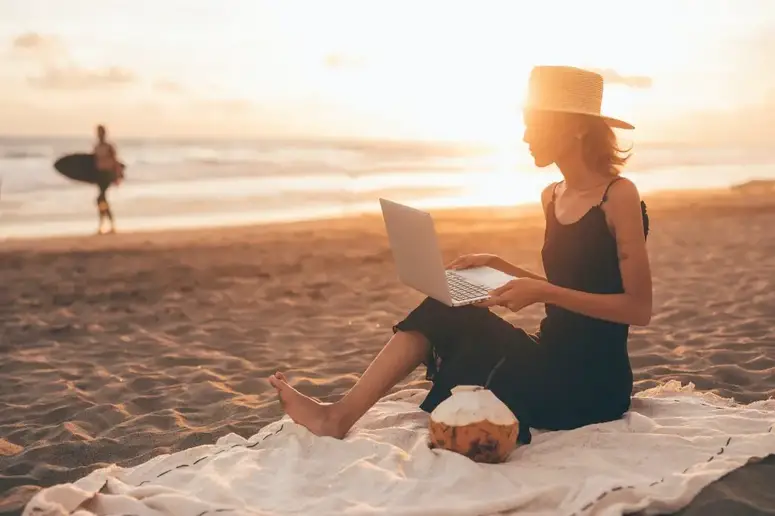 What is a Travel Blogger 1 what_is_a_travel_blogger